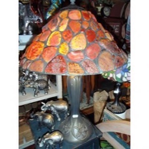 Tiffany lampe Flintstone Rav farvet Jadesten - Se Tiffany lamper